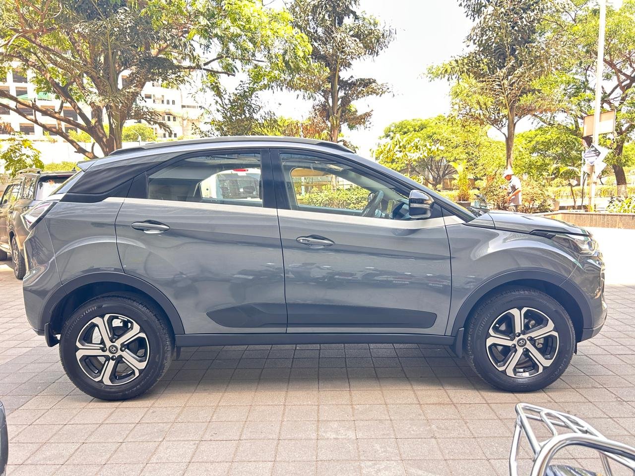Nexon XZ+Sunroof